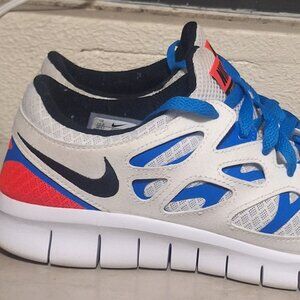 Nike free run 2 running shoe